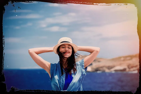 Young woman in Greece — Stock Photo, Image