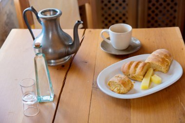 Geleneksel Crete Kahvaltı, ekmek, peynir