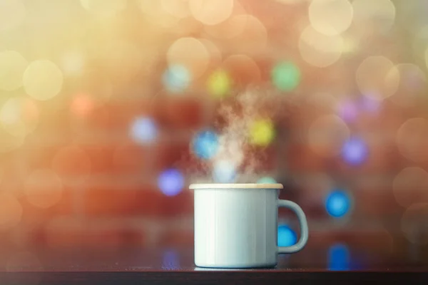 Chávena Café Quente Com Luzes Fadas Fundo Temporada Natal — Fotografia de Stock