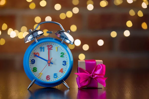 Handmade Gift Box Purple Bow Alarm Clock Wooden Table Fairy — Stock Photo, Image