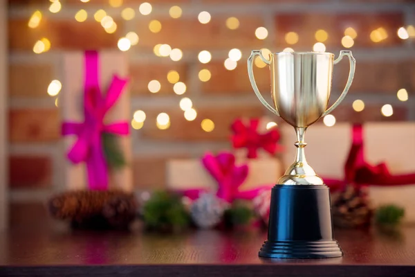 Coppa Premio Oro Sfondo Con Luci Fata Bokeh Natale Stagione — Foto Stock