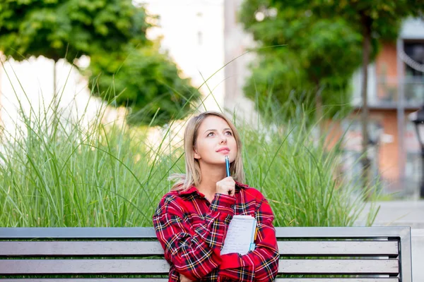 Portrait Young Student Studying Sitting Bench House — Stock Photo, Image