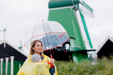 Anne ve çocuk Hollandalı Köyü