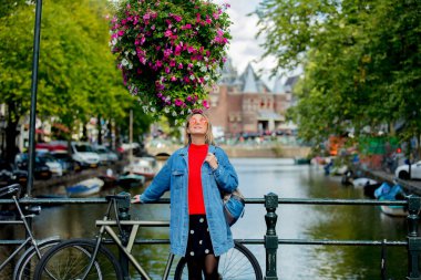 Amsterdam, güneş gözlüğü sonbahar sezonu cin