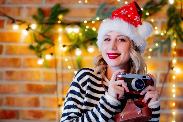 Portrait Young Cozy Woman Vintage Camera Christmas Lights Pine Branch — Stock Photo, Image