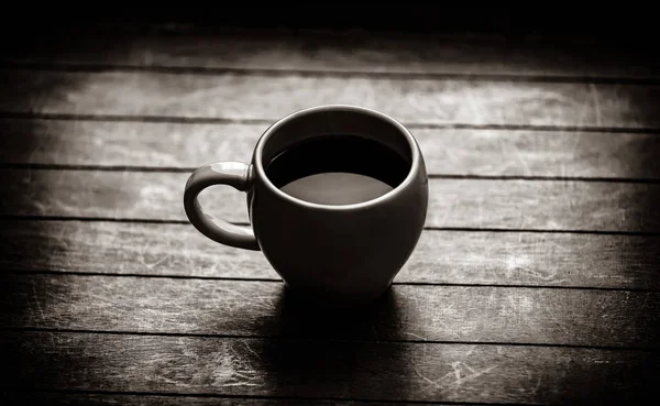 Cup of tea in vintage colour style. — Stock Photo, Image