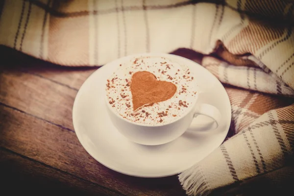 Cup Met Koffie Vorm Van Cacao Hart Sjaal Foto Met — Stockfoto