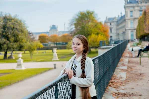 Style Young Girl Long Hair Parisian Street — Stock Photo, Image