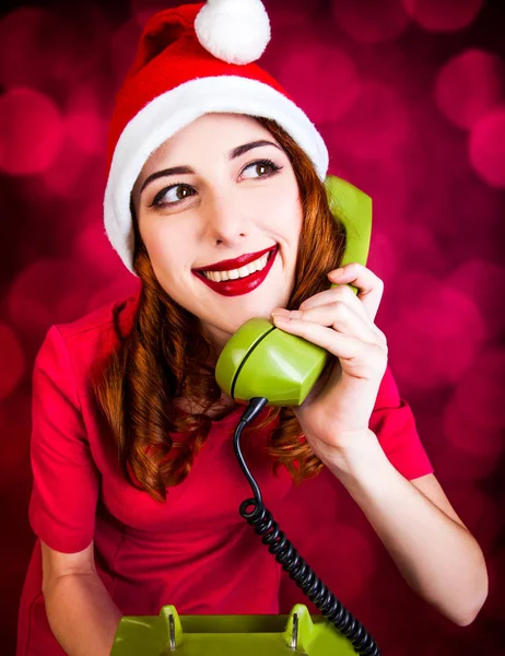 Vrouw met dial telefoon handset — Stockfoto