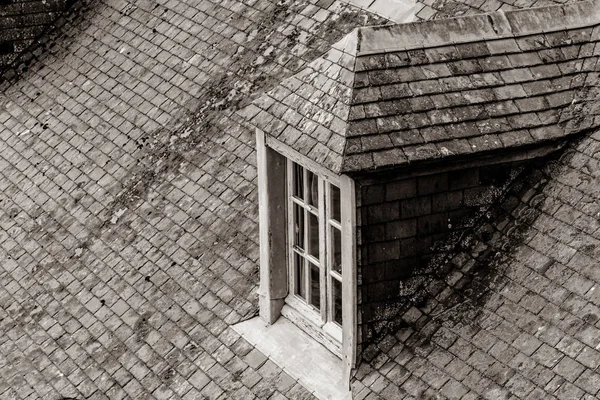 Foto von Fenster auf Dach — Stockfoto