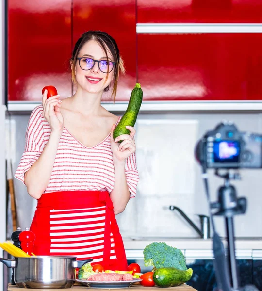 Young Caucasian Blogger Woman Cooking Camera Video Sharing Website Home — Stock Photo, Image