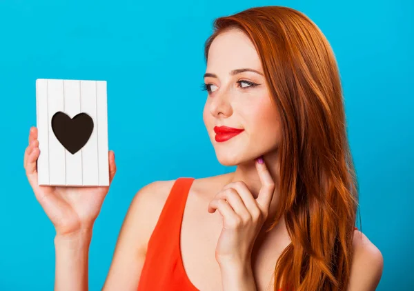 Redhead Woman Frame Blue Background — Stock Photo, Image