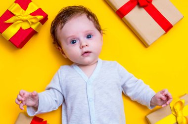 tatil hediye ile küçük bebek