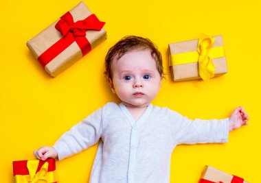 tatil hediye ile küçük bebek