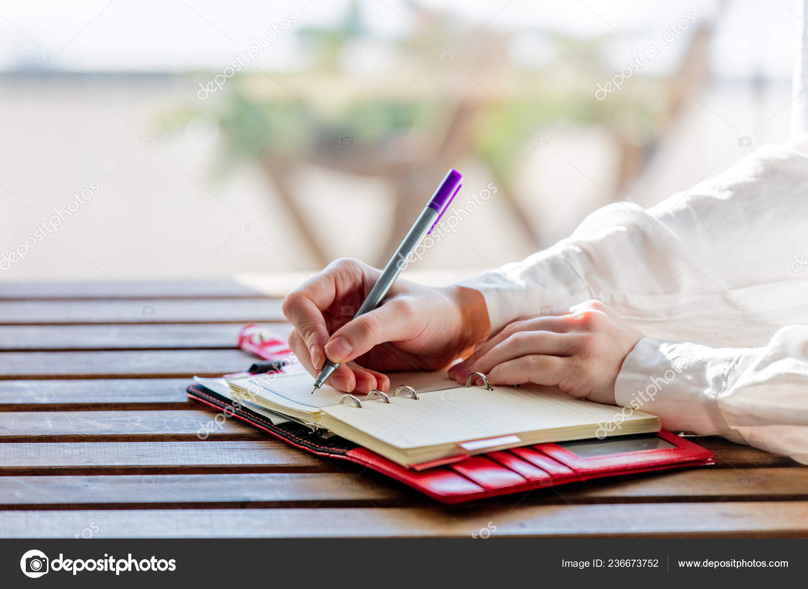 Random questions. Write me something. Idle bank money games. Writer aesthetic. Write me something.