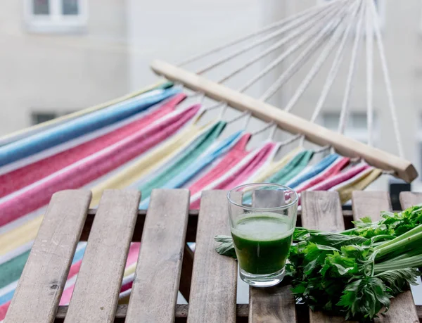 Vetro Succo Sedano Tavolo — Foto Stock