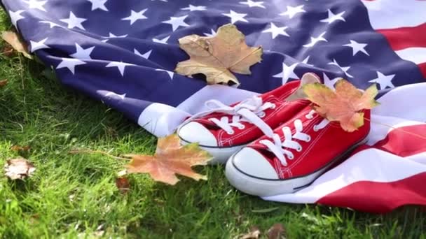 American Flag Maple Leaves Red Gumshoes — Stock Video