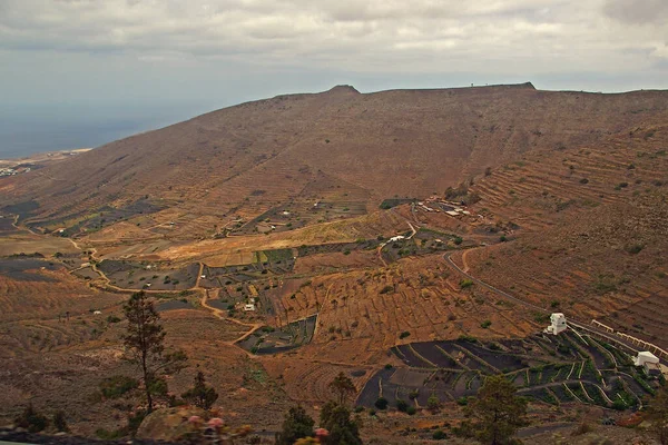 Schöne Ruhige Sommerwolkenlandschaft Von Der Spanischen Kanareninsel Lanzarote — Stockfoto