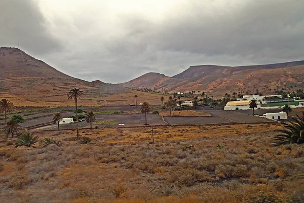 Vackert Lugnt Sommarmolnlandskap Från Spanska Kanarieöarna Lanzarote — Stockfoto