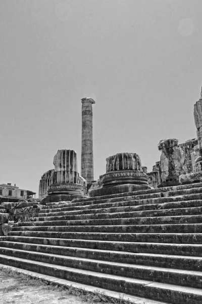 Belles Vieilles Ruines Ancien Temple Apollon Didim Turquie Par Une — Photo