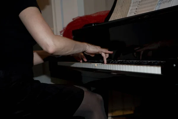 Close Hands Woman Playing Piano White Music Keys — Stock Photo, Image