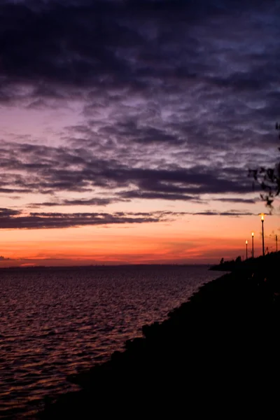 Bela Paisagem Pitoresca Pôr Sol Vermelho Sobre Mar Báltico Polonês — Fotografia de Stock