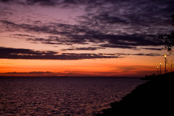 Bela Paisagem Pitoresca Pôr Sol Vermelho Sobre Mar Báltico Polonês — Fotografia de Stock