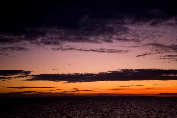 Bellissimo Pittoresco Paesaggio Rosso Tramonto Sul Mar Baltico Polacco — Foto Stock