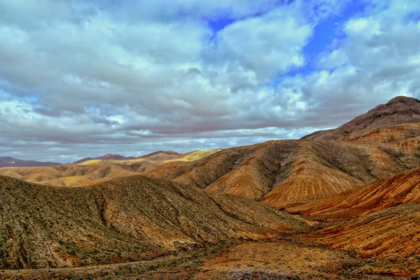 Piękny Pusty Tajemniczy Górski Krajobraz Centrum Wyspy Kanaryjskiej Hiszpański Fuerteventura — Zdjęcie stockowe