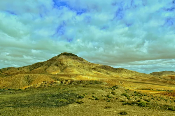 Όμορφο Άδειο Μυστηριώδες Ορεινό Τοπίο Από Κέντρο Του Canary Island — Φωτογραφία Αρχείου