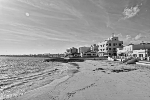 Prachtig Uitzicht Het Strand Blauwe Oceaan Het Canarische Eiland Fuerteventura — Stockfoto