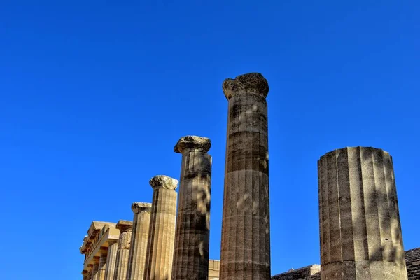 Mooie Oude Antieke Stenen Ruïnes Een Warme Zomerdag Het Griekse — Stockfoto