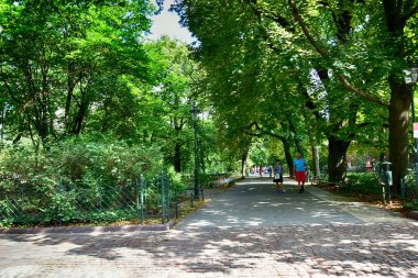 Güzel tarihi Polonya şehri Krakow güzel güneşli bir yaz günü