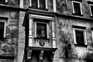 Güzel tarihi Polonya kraliyet kalesi Wawel ılık bir yaz gününde