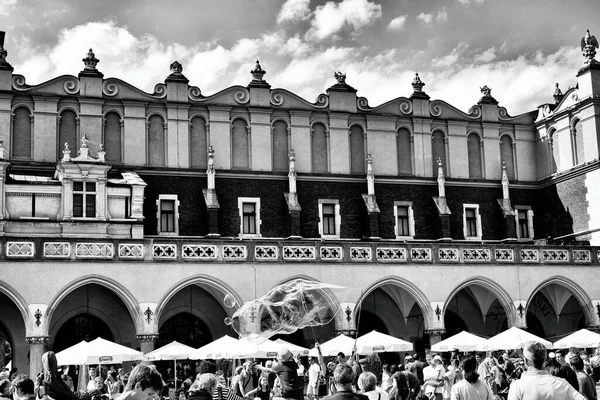 Bellissima Piazza Del Centro Storico Cracovia Polonia Una Bella Giornata — Foto Stock
