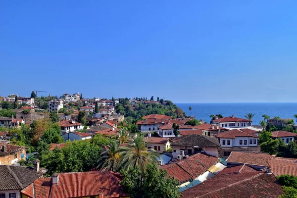 Hermoso Paisaje Urbano Ciudad Vieja Antalya Turca Con Día Caluroso —  Fotos de Stock