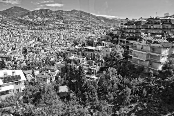 Hermoso Paisaje Urbano Alanya Turquía Las Montañas Los Edificios Cálido — Foto de Stock