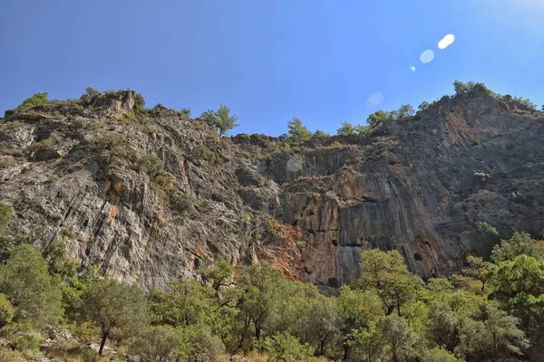 Hermoso Paisaje Natural Salvaje Las Montañas Turcas Con Una Cascada —  Fotos de Stock