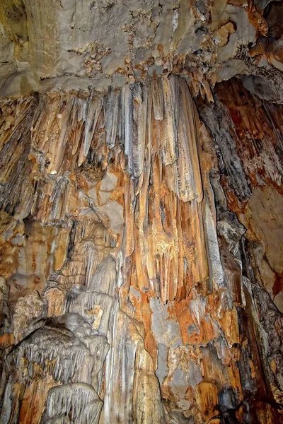Interessante Bella Grotta Originale Nelle Montagne Turche Con Stalattiti Stalagmiti — Foto Stock