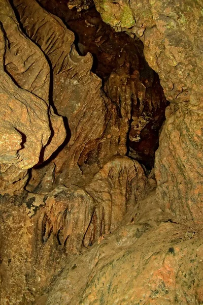 Intéressante Belle Grotte Originale Dans Les Montagnes Turques Avec Stalactites — Photo