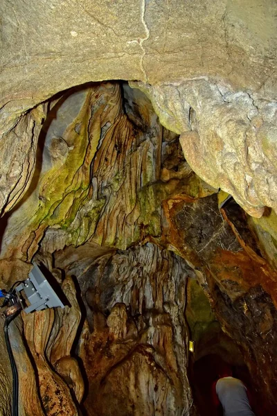 Intéressante Belle Grotte Originale Dans Les Montagnes Turques Avec Stalactites — Photo