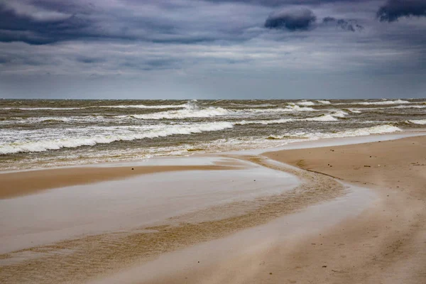 Hermoso Paisaje Playa Mar Báltico Polaco Día Fresco Nublado Primavera —  Fotos de Stock
