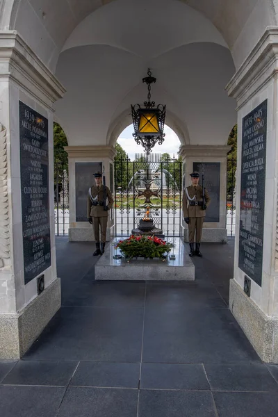 Majestátně Historický Národní Hrob Neznámého Vojáka Varšavě Polsku — Stock fotografie