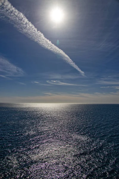 Bellissimo Paesaggio Marino Una Giornata Sole Con Cielo Blu Acqua — Foto Stock