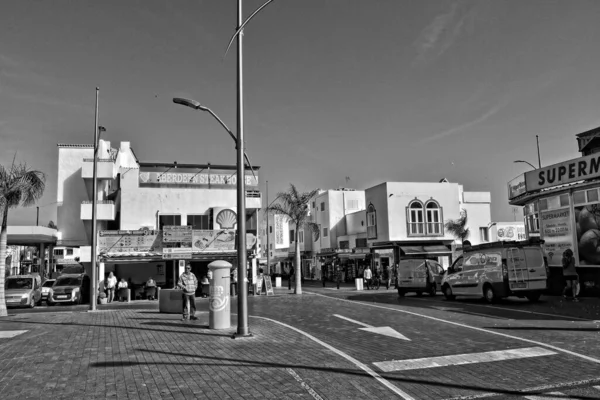 Bela Cidade Corralejo Ilha Canária Espanhola Fuerteventura Dia Quente Férias — Fotografia de Stock