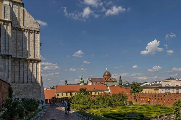 Piękny Widok Stare Miasto Polsce Letni Dzień Wawelu — Zdjęcie stockowe