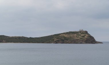 Poseidon Tapınağı cape yan görünüm