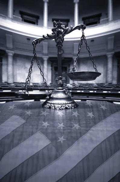 Symbool Van Recht Rechtvaardigheid Lege Rechtszaal Het Recht Het Rechtsbegrip — Stockfoto
