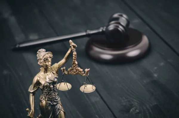 Recht Und Gerechtigkeit Legalitätskonzept Waage Der Gerechtigkeit Richter Gavel Justitia — Stockfoto