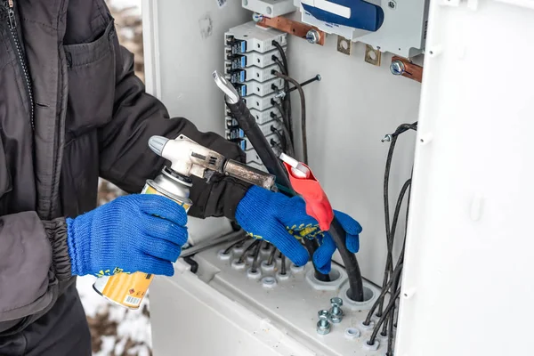 Process Applying Heat Shrink Copper Cable Lugs — Stock Photo, Image